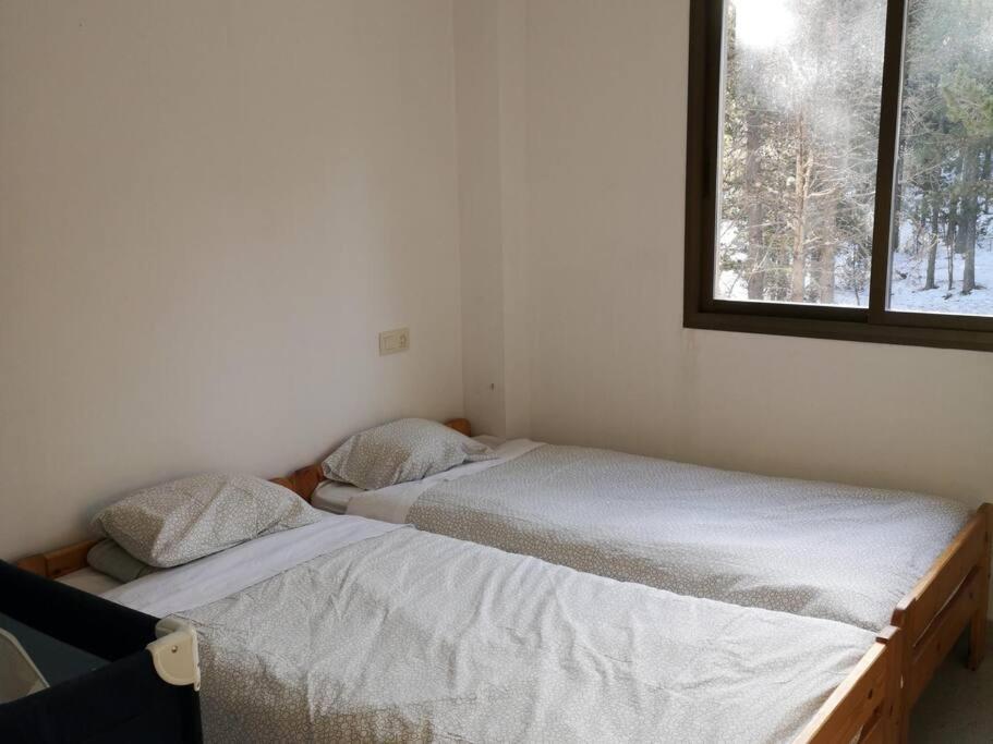 Apartamento A 200 Metros De Port Del Comte Ski La Coma I La Pedra Dış mekan fotoğraf